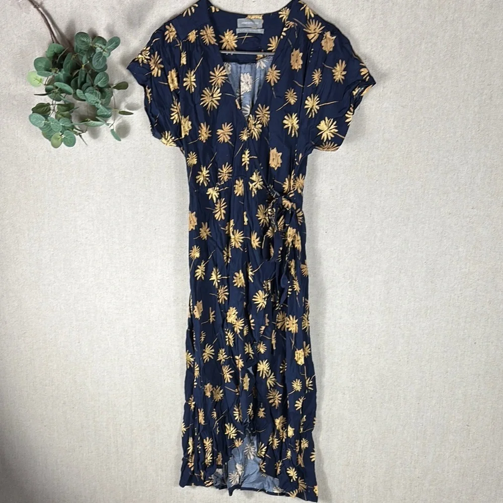 Urban Outfitters> Floral Navy Short Sleeve Wrap Dress Extra Small - Picture 7 of 9